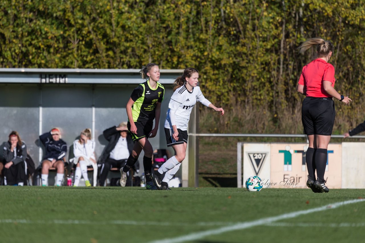 Bild 77 - Frauen TSV Vineta Audorg - SV Friesia 03 Riesum Lindholm : Ergebnis: 2:4